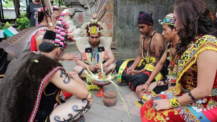 Tradycyjne religie w Indonezji